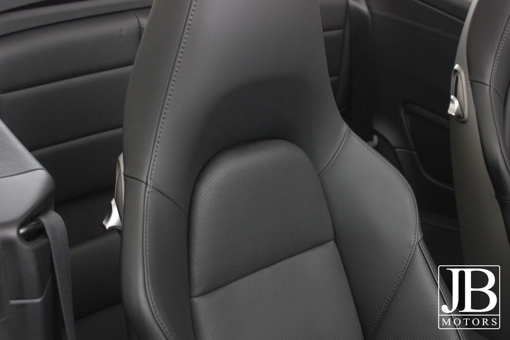 Porsche 991 Carrera 4 GTS