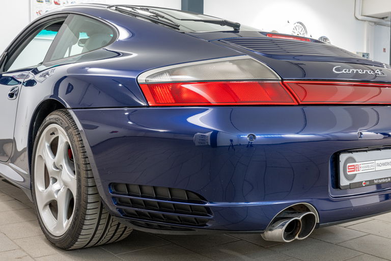 Porsche 996 Carrera 4S