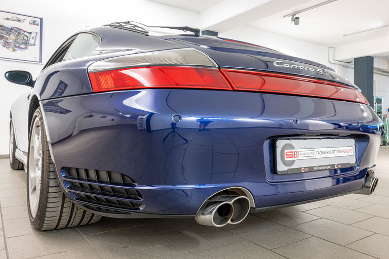 Porsche 996 Carrera 4S
