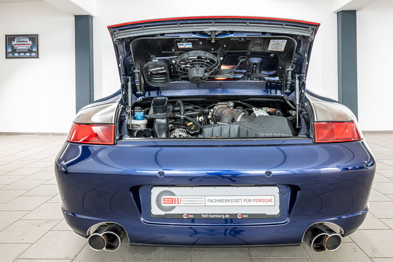 Porsche 996 Carrera 4S