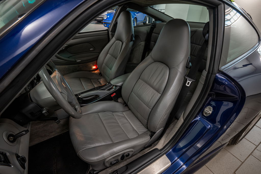 Porsche 996 Carrera 4S