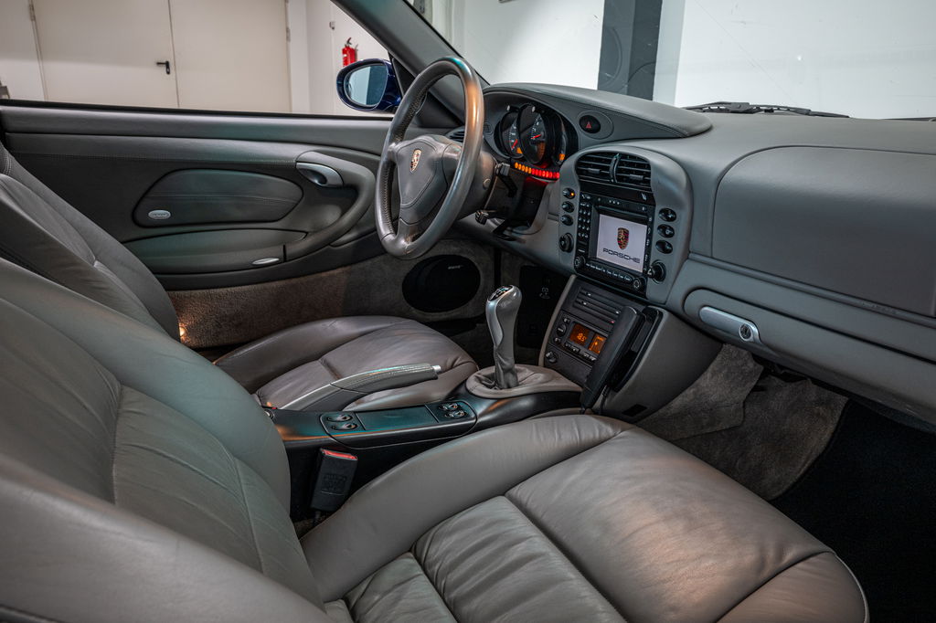 Porsche 996 Carrera 4S