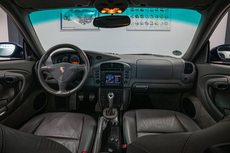 Porsche 996 Carrera 4S