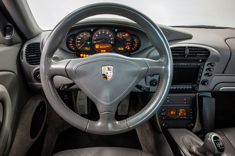 Porsche 996 Carrera 4S