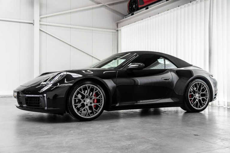 Porsche 992 Carrera 4S
