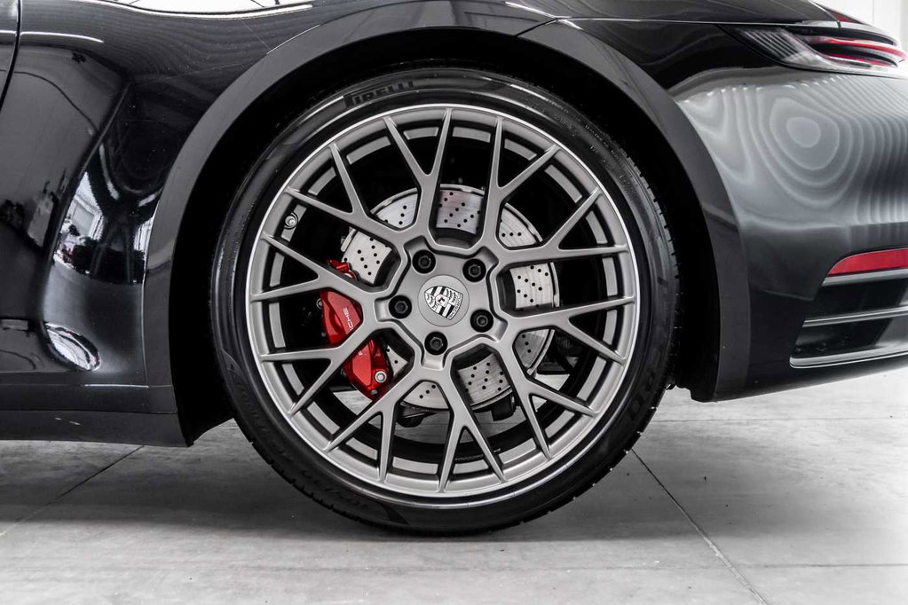 Porsche 992 Carrera 4S