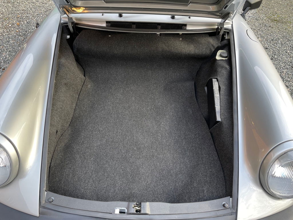 Porsche 911 “25 Jahre Jubiläumsmodell”