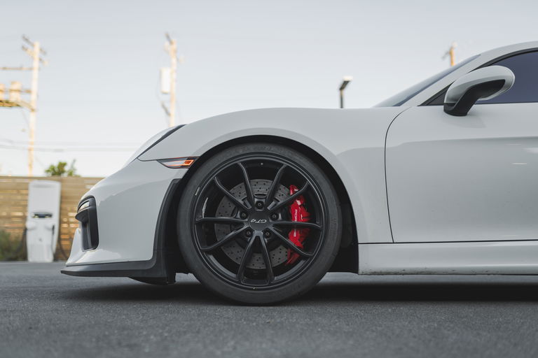 Porsche 981 Cayman GT4