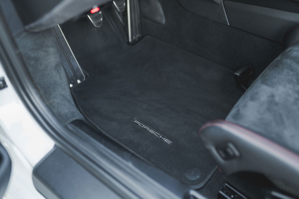 Porsche 981 Cayman GT4