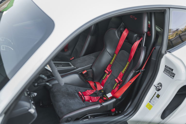 Porsche 981 Cayman GT4