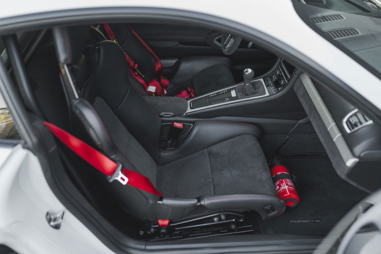 Porsche 981 Cayman GT4