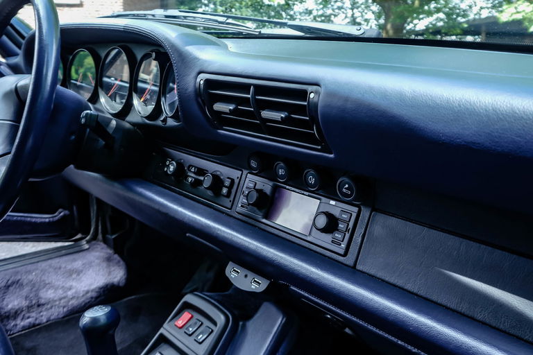 Porsche 993 Carrera 4