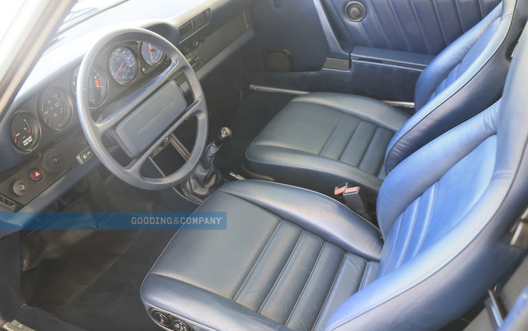 Porsche 911 Carrera 3.2 (US)