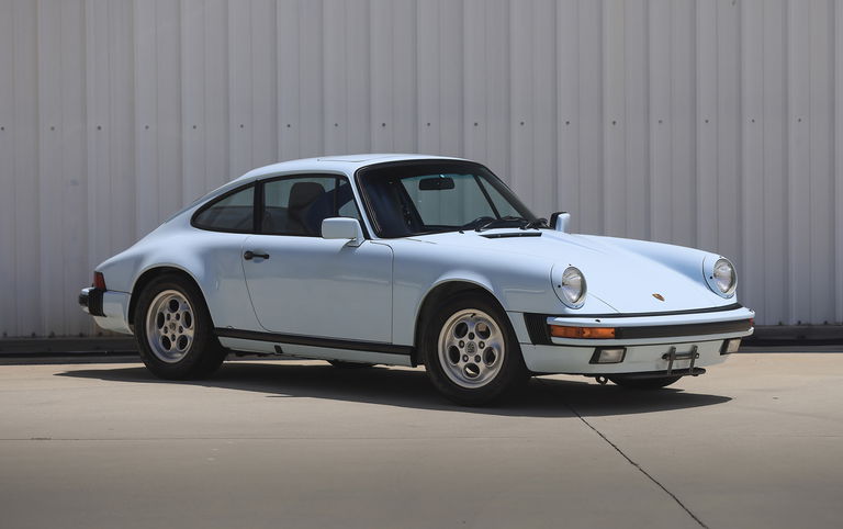 Porsche 911 Carrera 3.2 