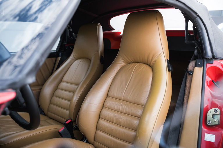 Porsche 911 Carrera 3.2 Speedster