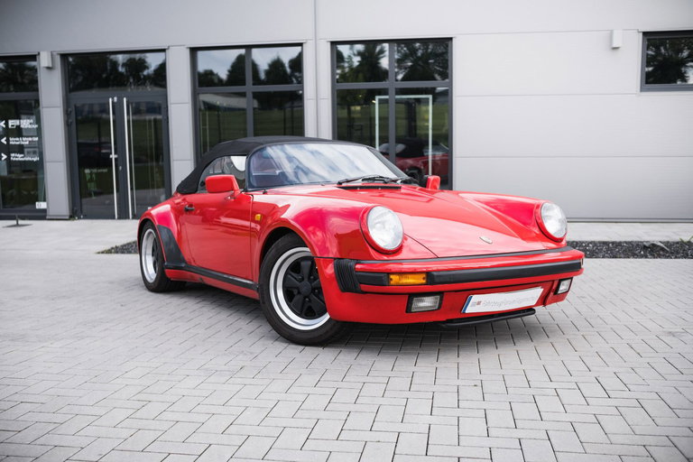 Porsche 911 Carrera 3.2 Speedster