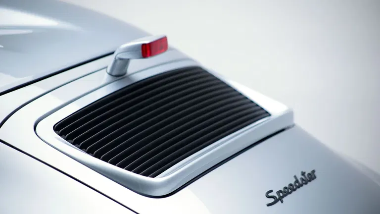 Porsche 964 Carrera 2 Speedster