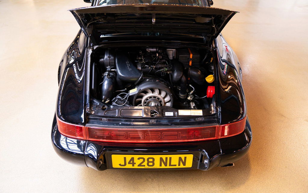 Porsche 964 Carrera RS