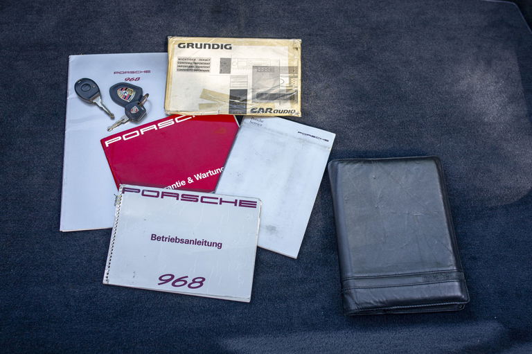 Porsche 968