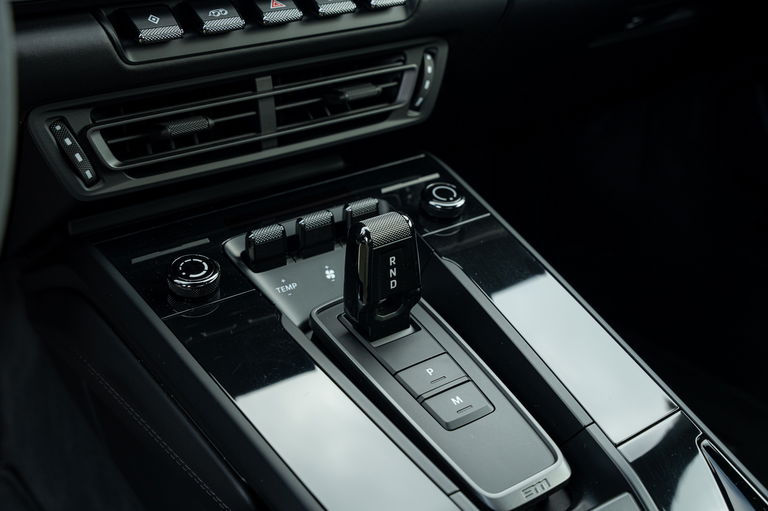 Porsche 992 Carrera T