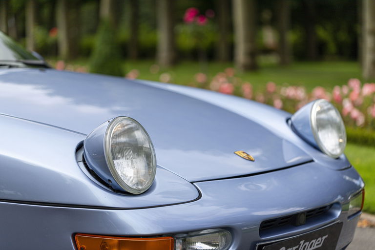 Porsche 968