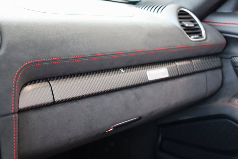 Porsche 718 Spyder RS