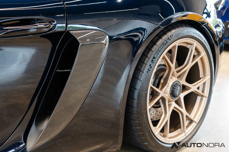 Porsche 718 Cayman GT4 RS