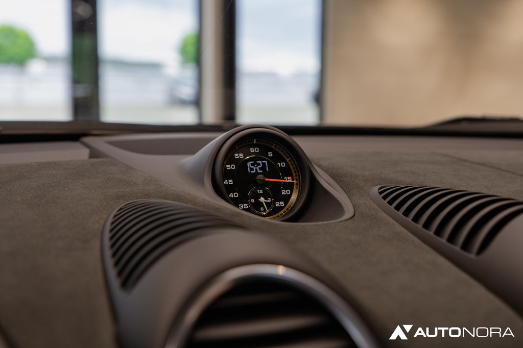 Porsche 718 Cayman GT4 RS