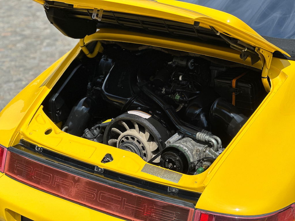 Porsche 964 Carrera 4
