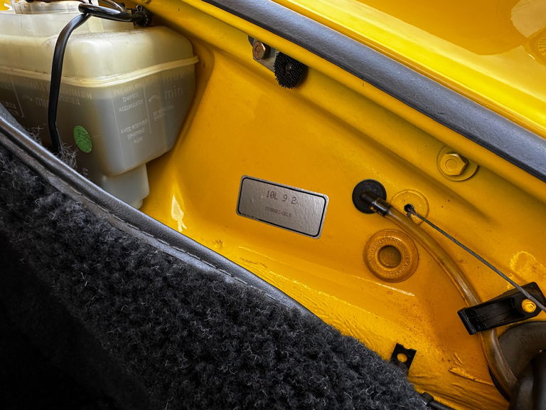 Porsche 964 Carrera 4