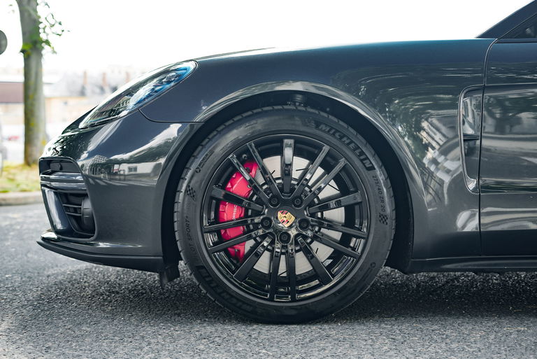 Porsche Panamera Turbo