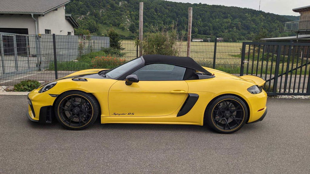 Porsche 718 Spyder RS