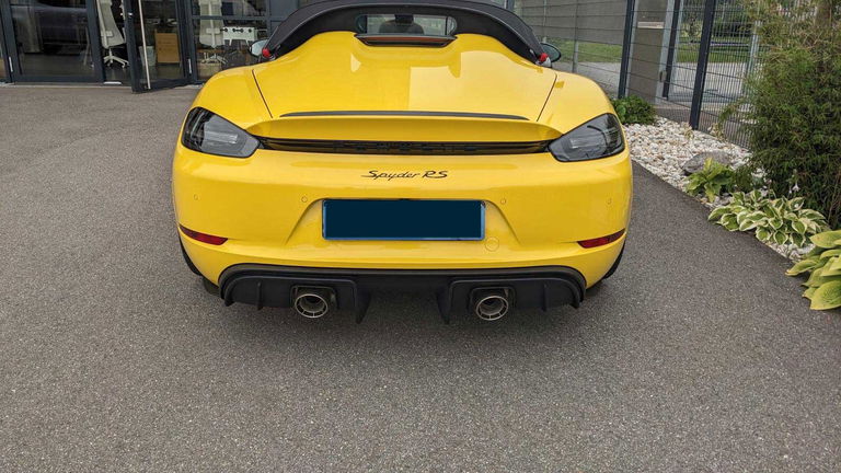 Porsche 718 Spyder RS