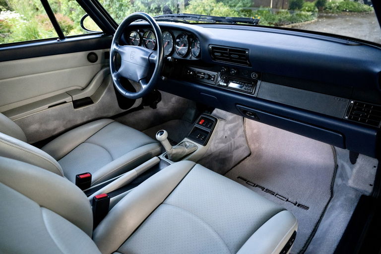 Porsche 993 Carrera