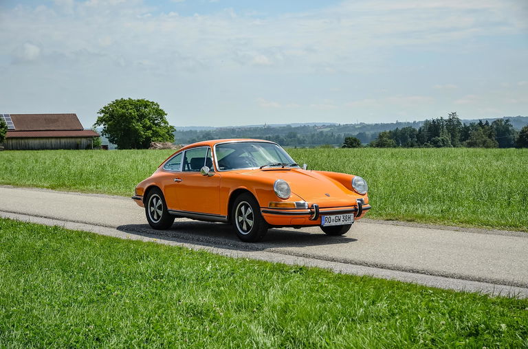 Porsche 911 T