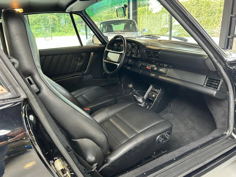 Porsche 911 Turbo 3.3