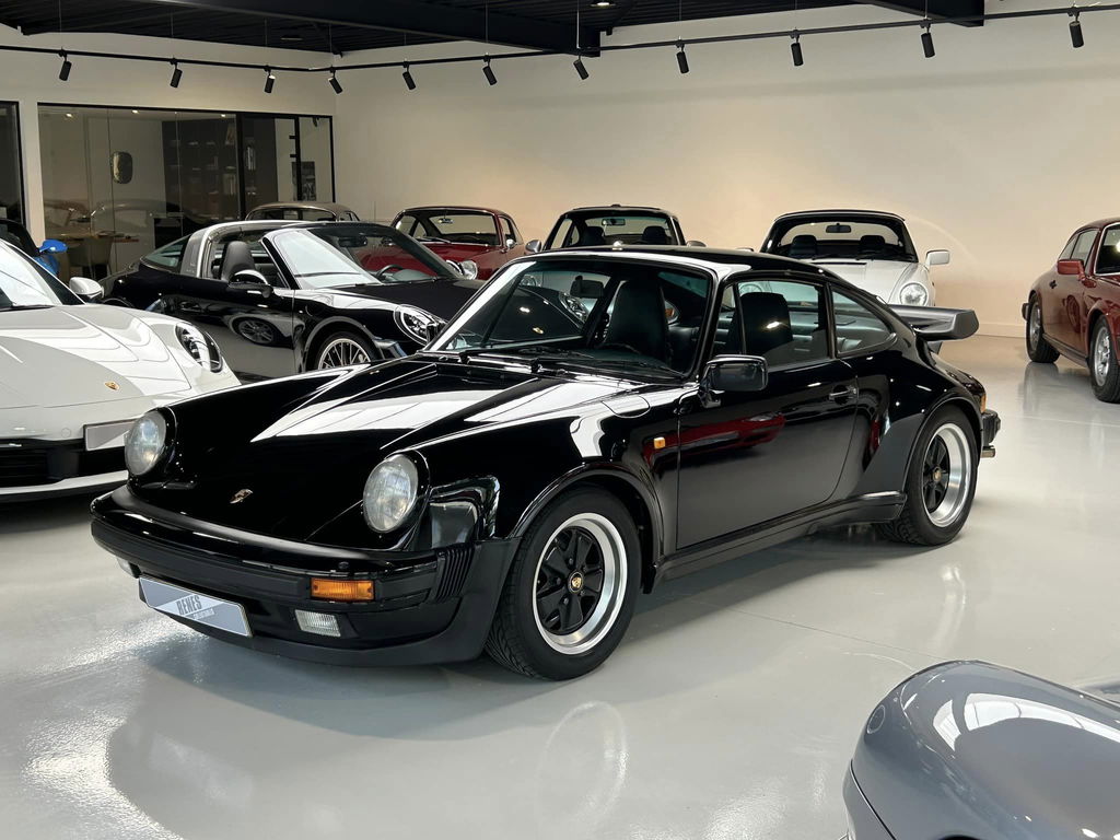 Porsche 911 Turbo 3.3