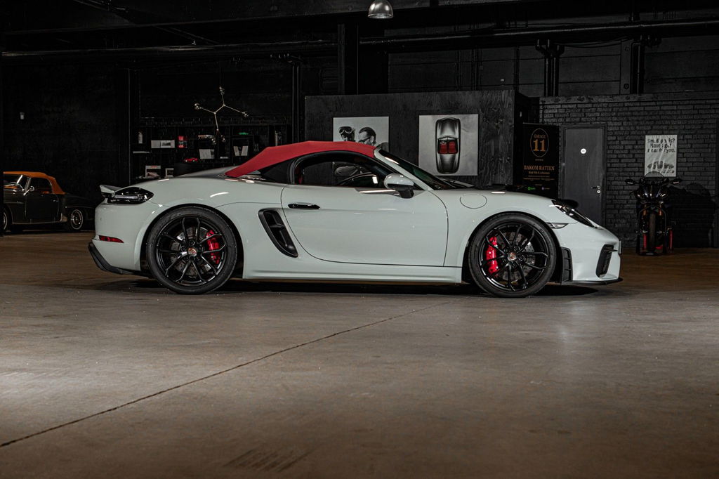 Porsche 718 Spyder
