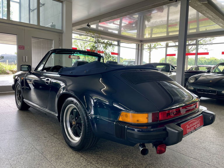 Porsche 911 Carrera 3.2