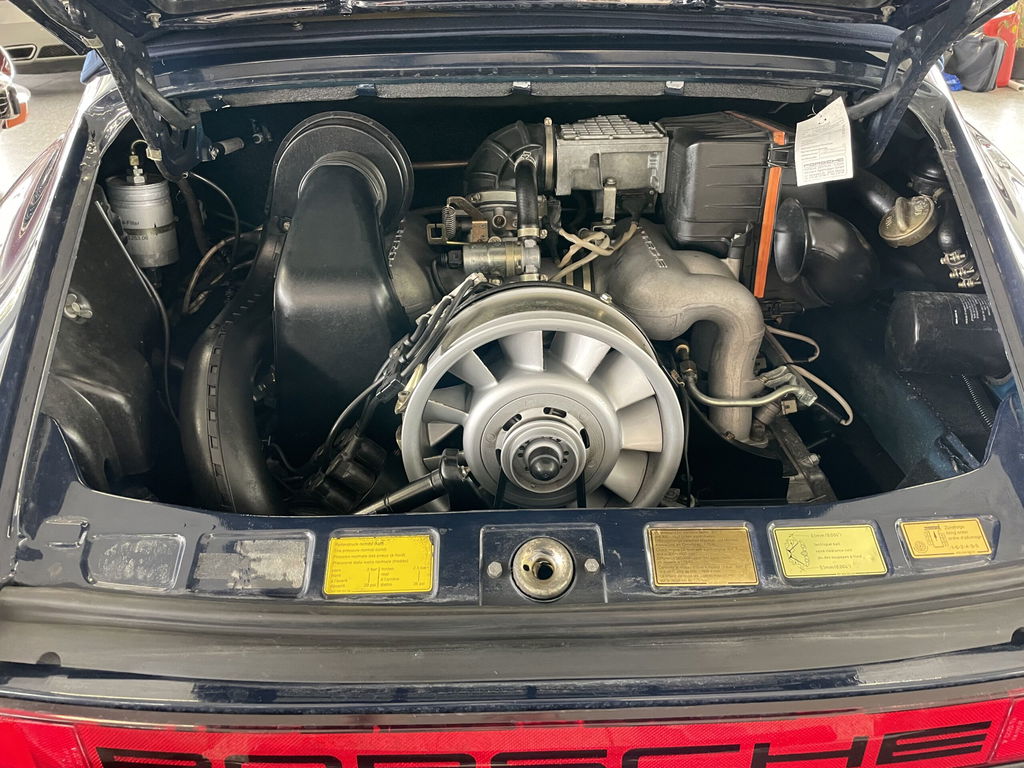 Porsche 911 Carrera 3.2