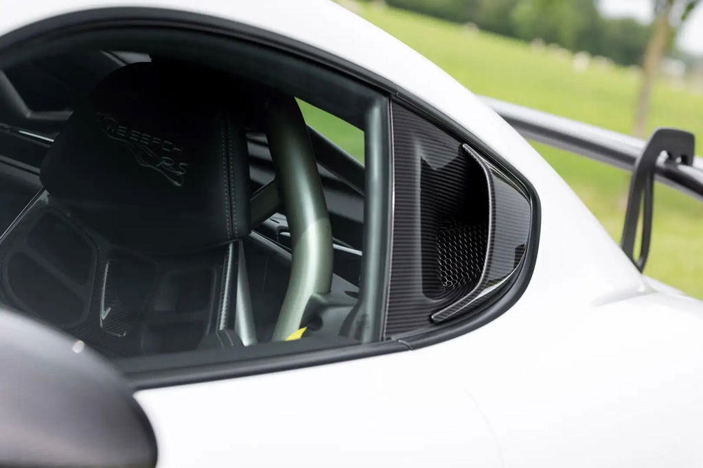 Porsche 718 Cayman GT4 RS