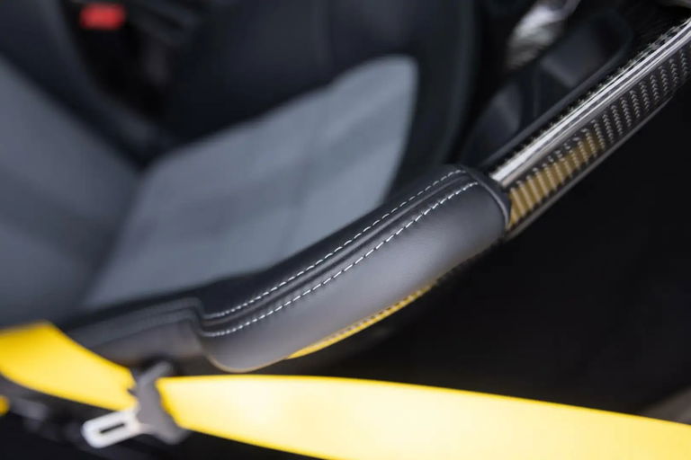 Porsche 718 Cayman GT4 RS