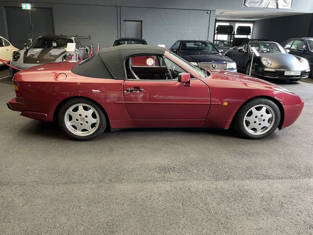 Porsche 944 S2 Cabriolet