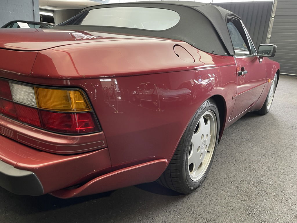 Porsche 944 S2 Cabriolet