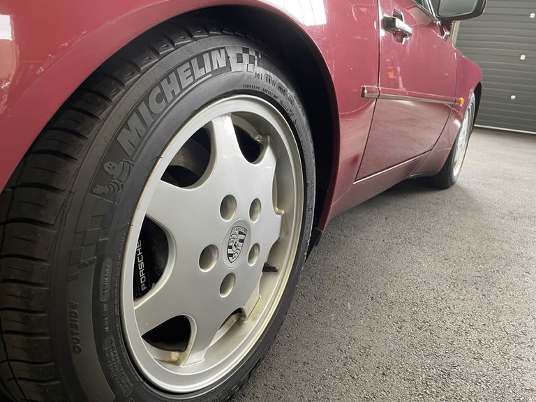 Porsche 944 S2 Cabriolet