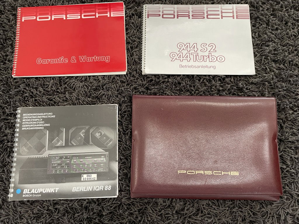 Porsche 944 S2 Cabriolet