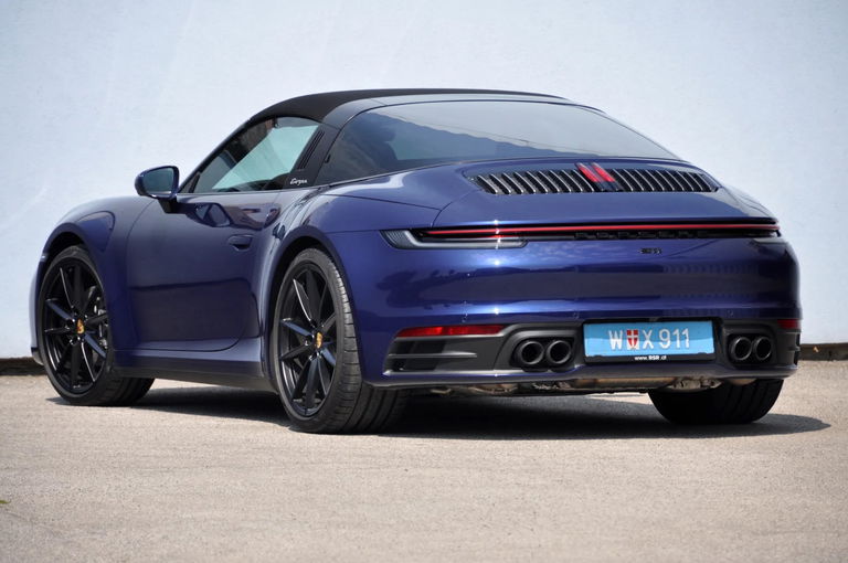 Porsche 992 Targa 4