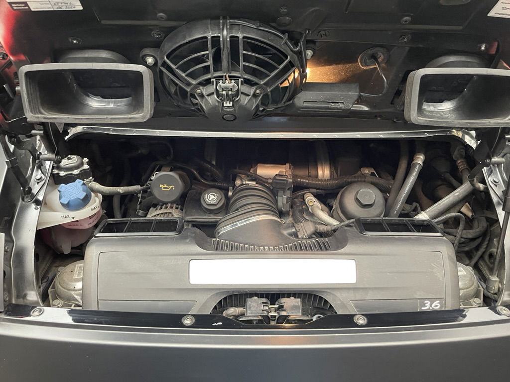 Porsche 997.2 Carrera Black Edition