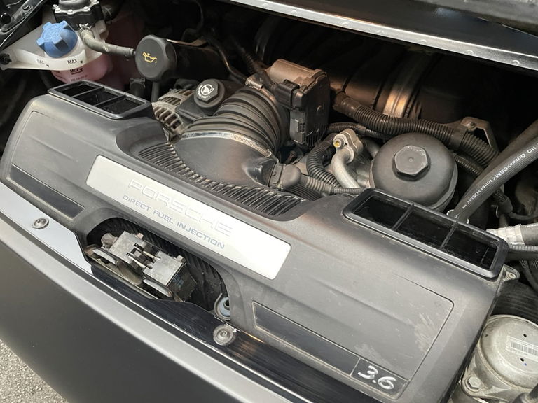 Porsche 997.2 Carrera Black Edition