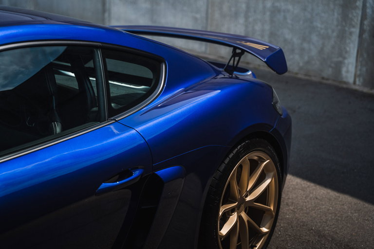 Porsche 718 Cayman GT4